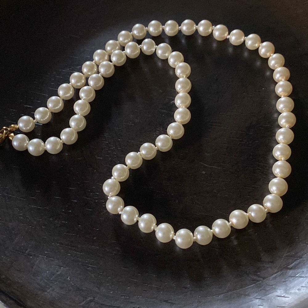 Faux Strand of Pearls